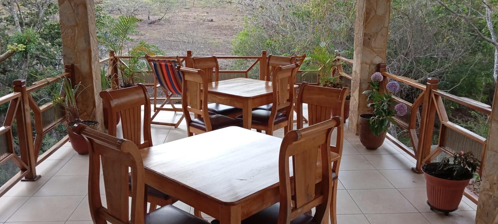Paysage Cache Villa เอสเตลิ ภายนอก รูปภาพ
